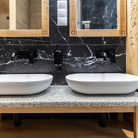 Mountain Base - Diamentowe Tarasy 2 Z Wanną Z Hydromasażem Apartament *